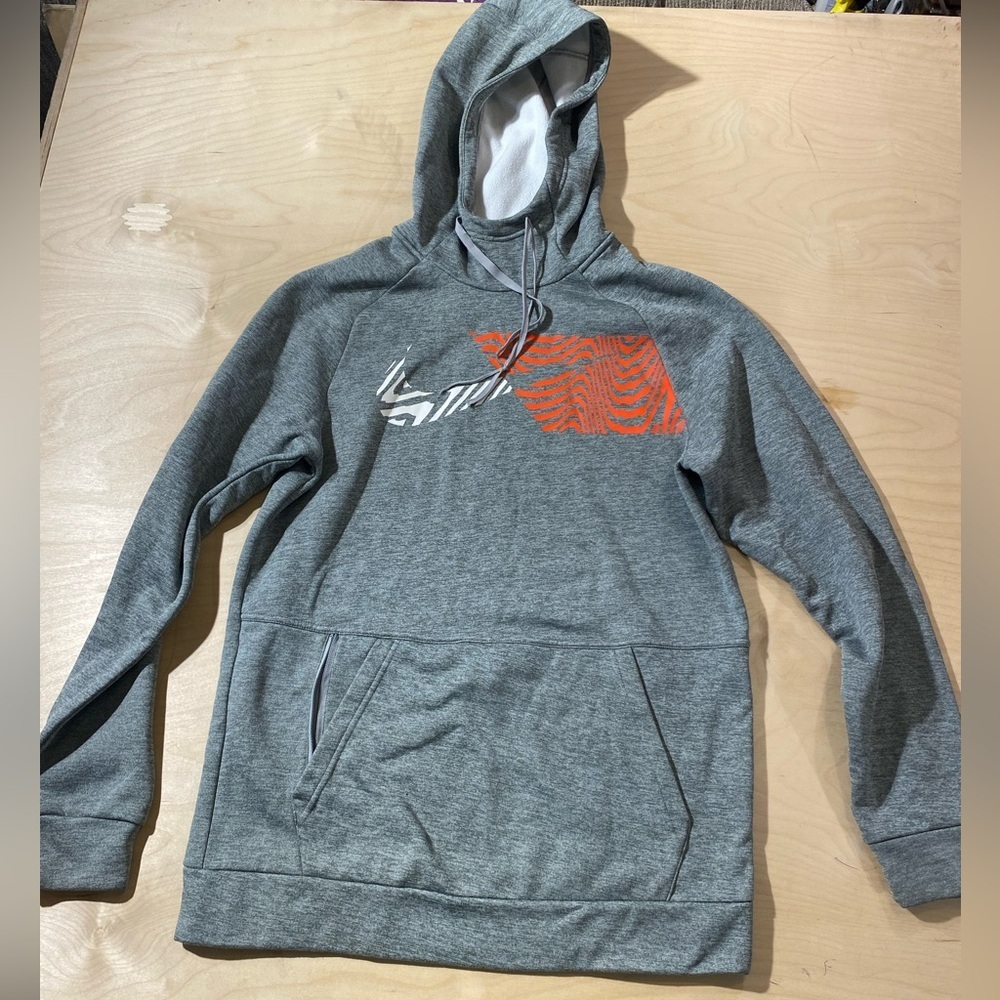 Nike Dri-Fit Hoodie size Small (FC)